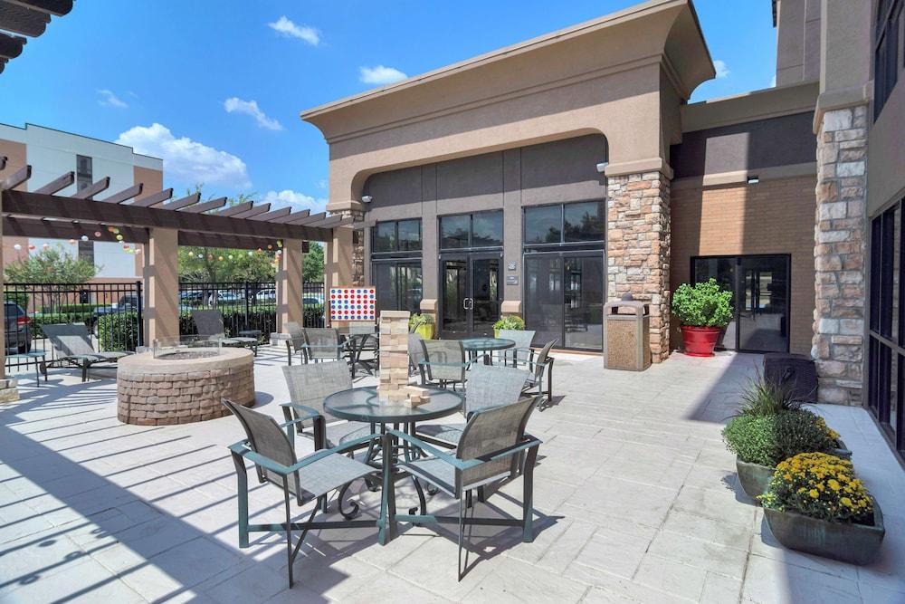Hotel Hampton & Dallas-dfw Airport 3*