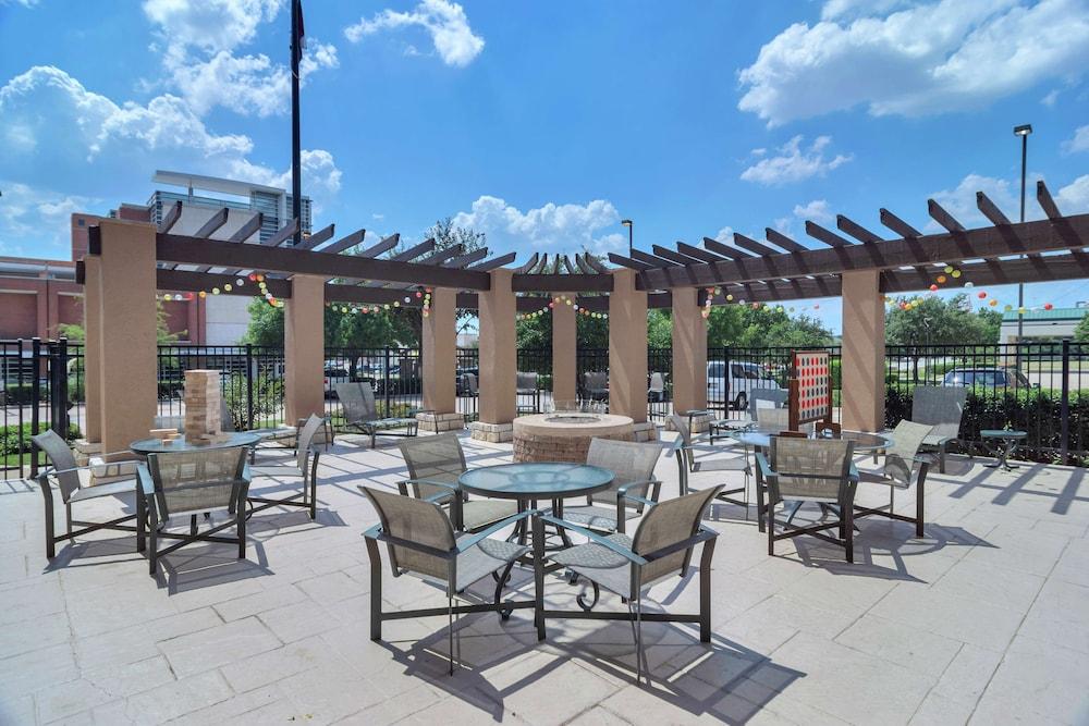 Hampton & Dallas-dfw Airport 3*
