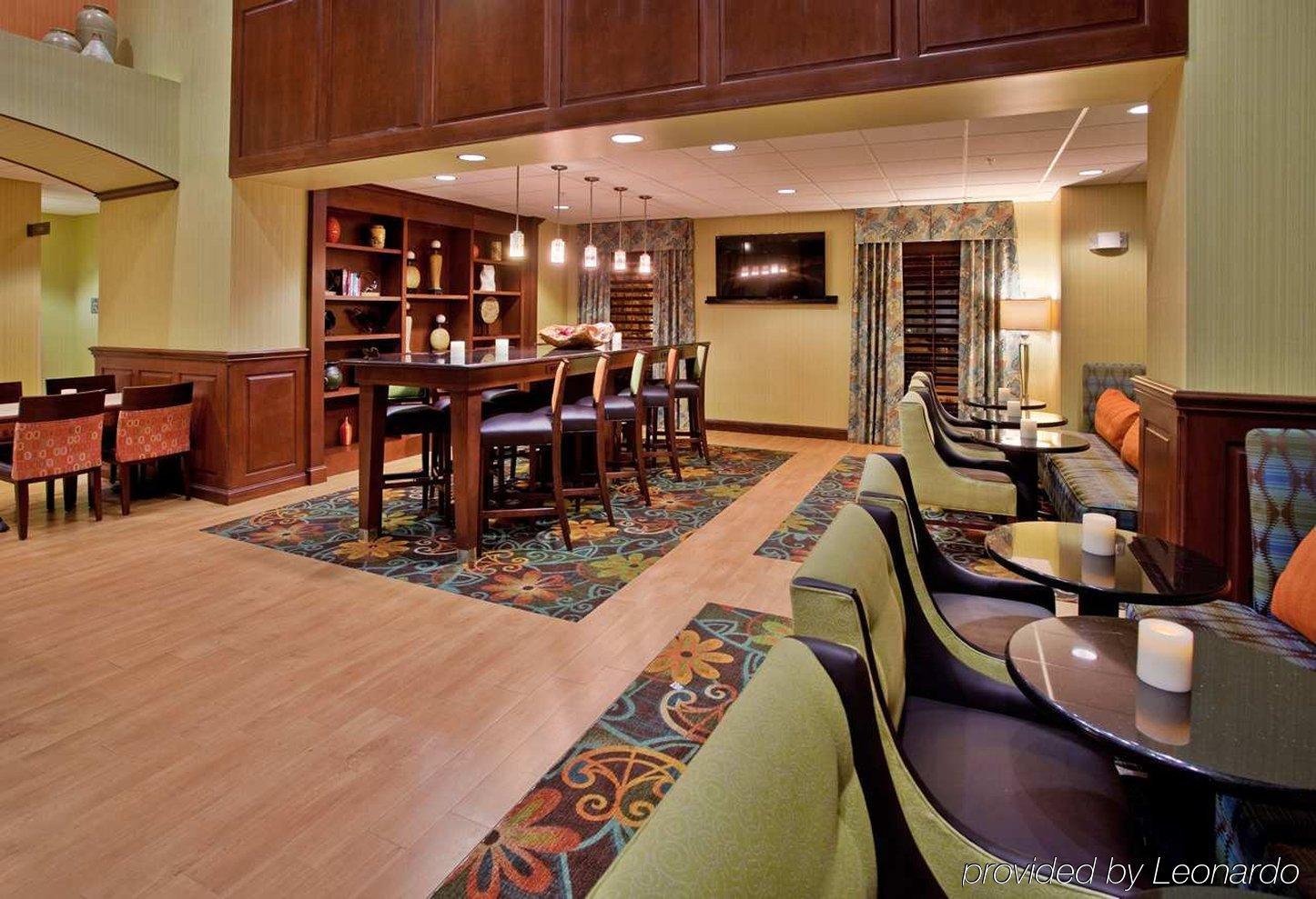 Hotel Hampton & Dallas-dfw Airport 3*