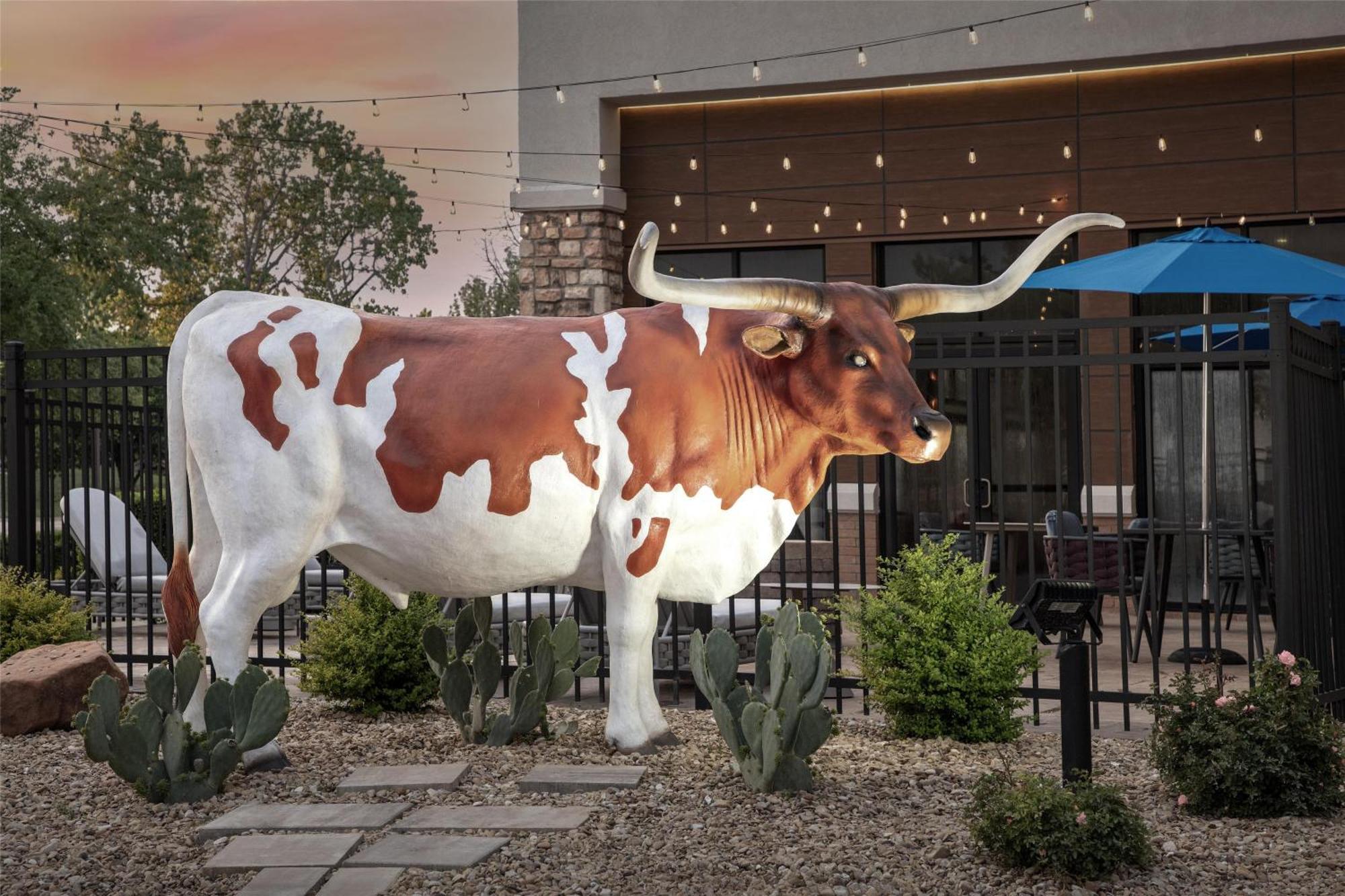 Hampton & Dallas-dfw Airport Hotel Hurst